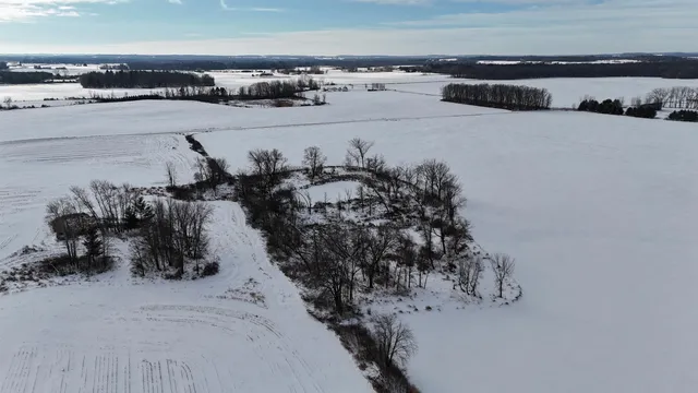 $1,560,000 | Blueberry Road, Unit 1, New London, WI 54961