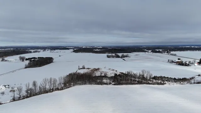 $1,560,000 | Blueberry Road, Unit 1, New London, WI 54961