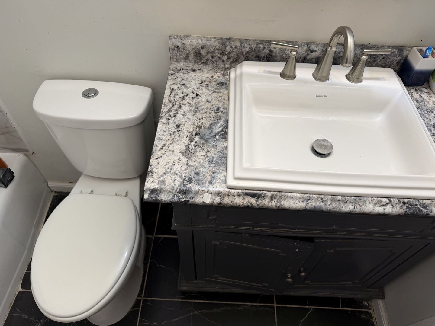 11540 South Racine Avenue Chicago, IL 60643 - Photo 15 of 19 a bathroom with a sink and mirror