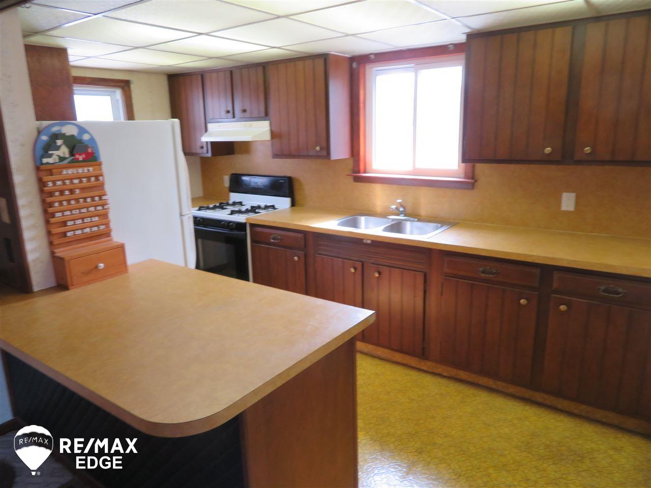 12320 Tuscola Road Clio, MI 48420 - Photo 3 of 26 21561372-2.JPG