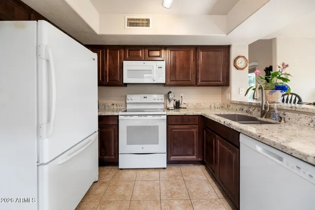 $420,000 | 1303 East Angela Drive, Phoenix, AZ 85022