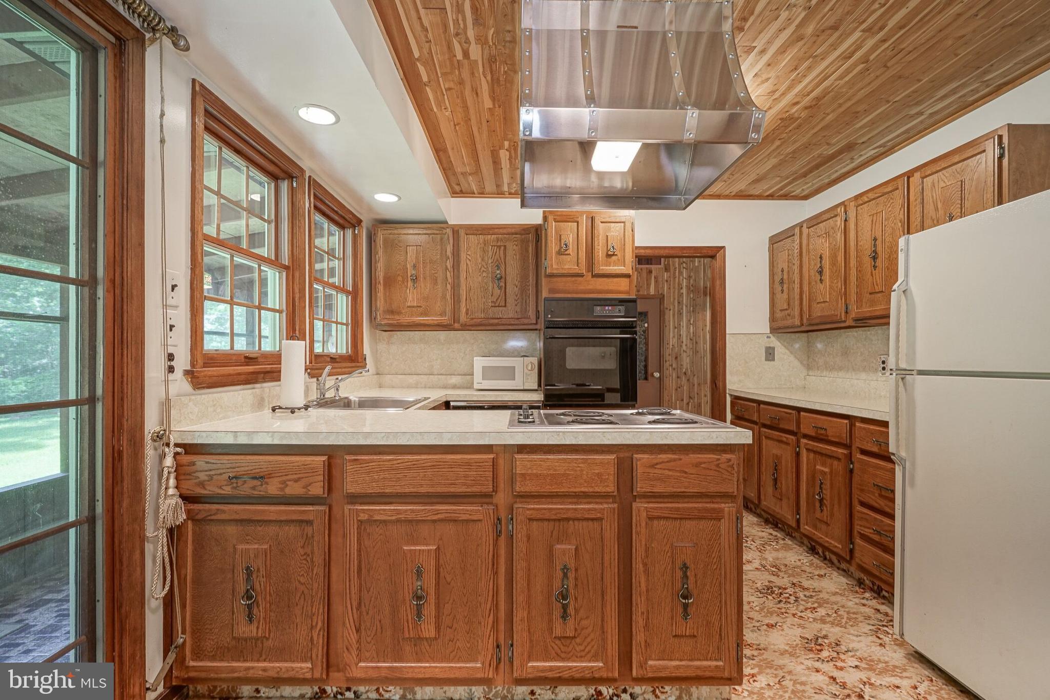 106 Garden Road Elmer, NJ 08318 - Photo 9 of 35