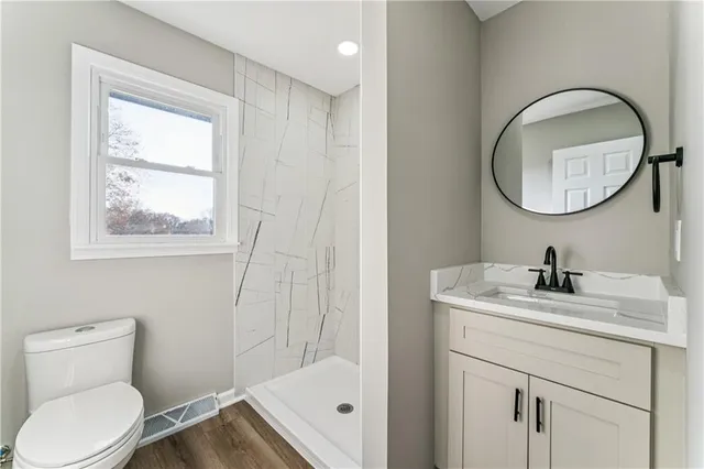 $425,000 | 29 Hillcrest Drive, Platte City, MO 64079