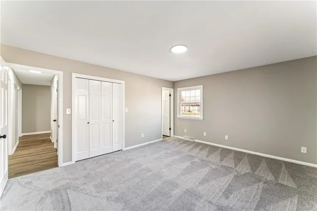 $425,000 | 29 Hillcrest Drive, Platte City, MO 64079