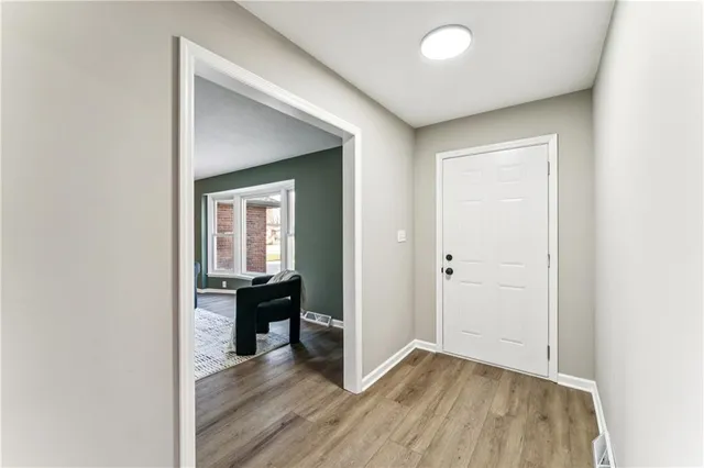 $425,000 | 29 Hillcrest Drive, Platte City, MO 64079