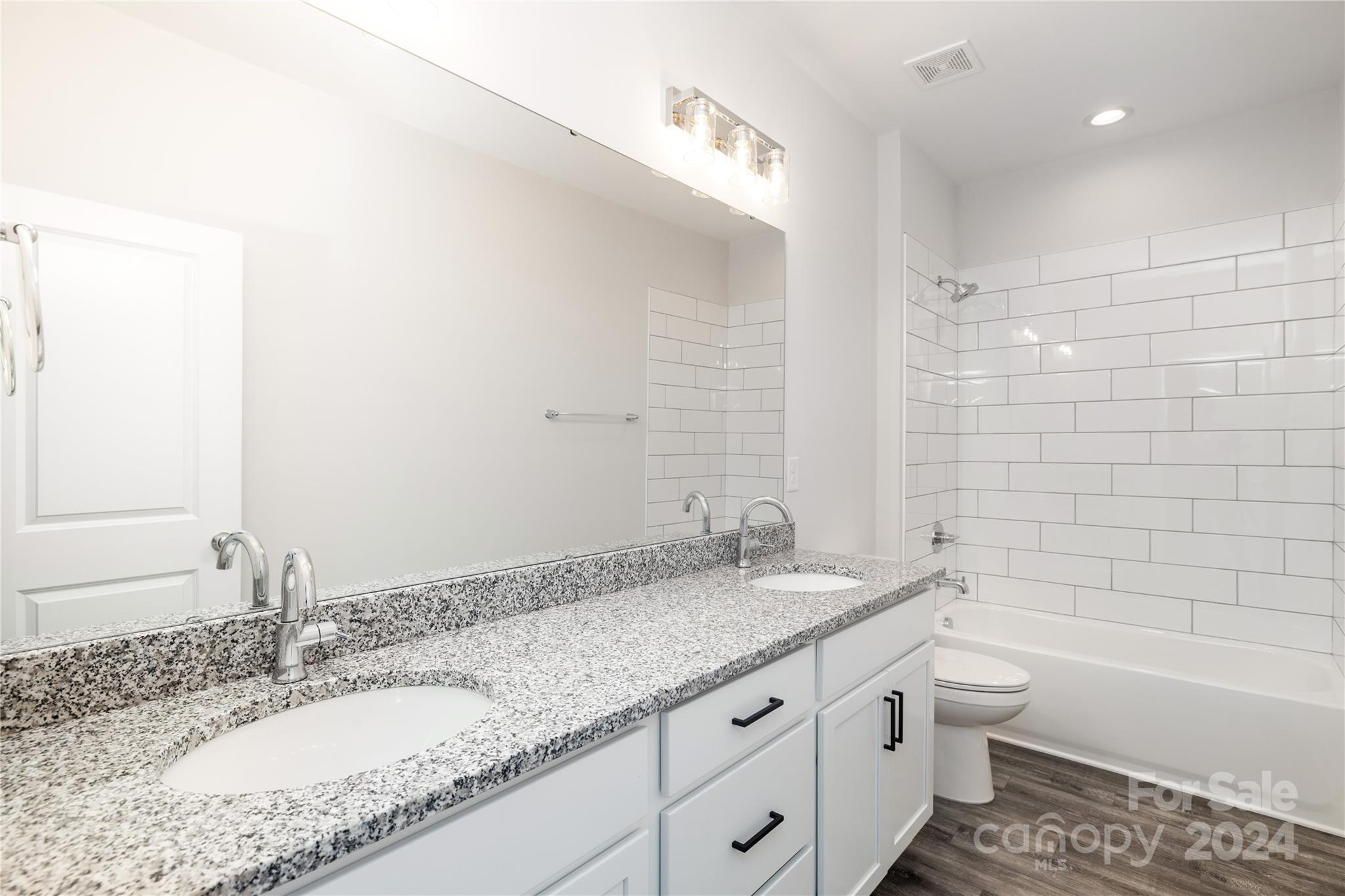 324 Lawrence Gray Road, Unit 4 Charlotte, NC 28262 - Photo 15 of 20 Gallery Image 15