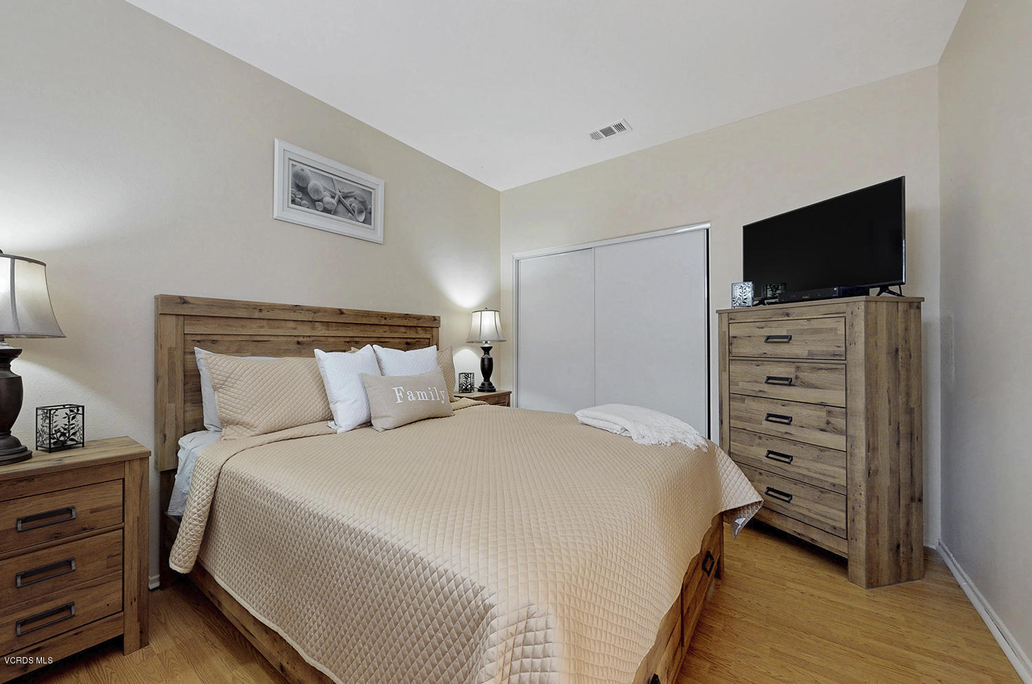 1903 Ribera Drive Oxnard, CA 93030 - Photo 15 of 24 4045reckyp-06252019_113820