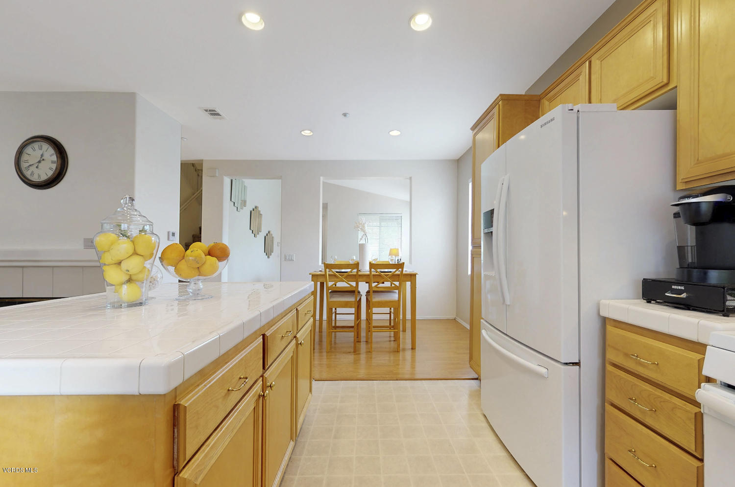1903 Ribera Drive Oxnard, CA 93030 - Photo 9 of 24 4045reckyp-06252019_113603