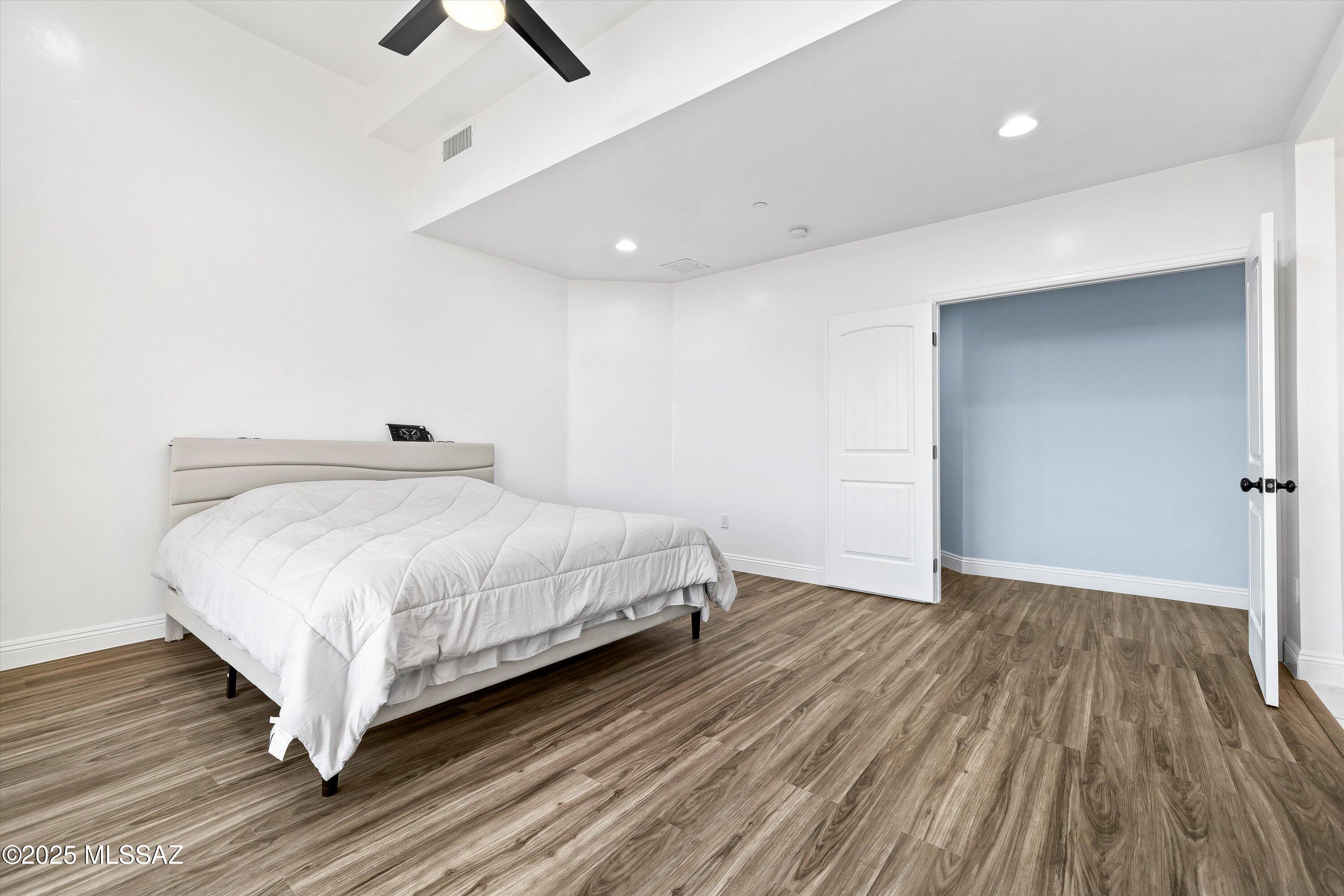 4620 East Swans Nest Road Tucson, AZ 85718 - Photo 21 of 45 Primary Bedroom
