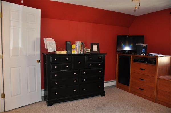 24 1/2 Mason Road Dudley, MA 01571 - Photo 21 of 30