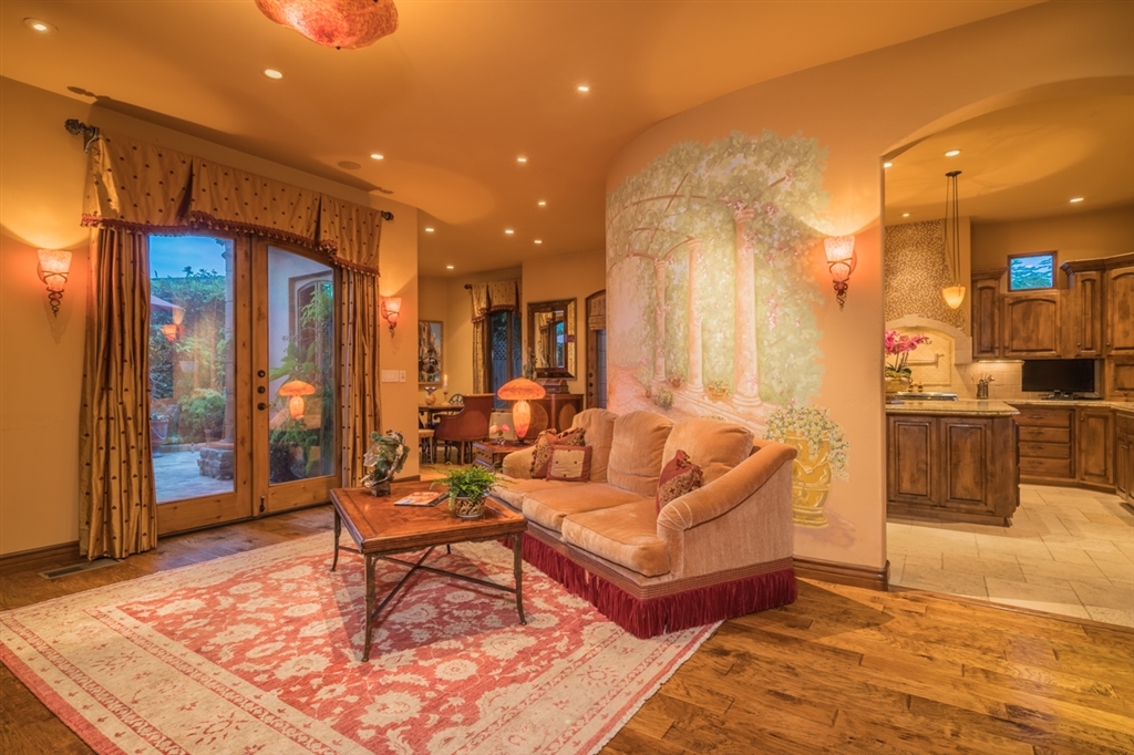 7964 Prospect Place La Jolla, CA 92037 - Photo 13 of 25