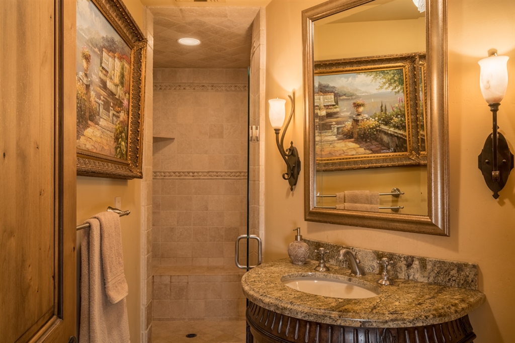 7964 Prospect Place La Jolla, CA 92037 - Photo 22 of 25