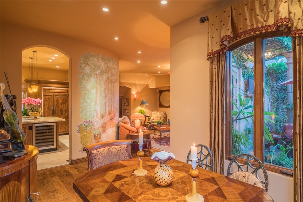 7964 Prospect Place La Jolla, CA 92037 - Photo 6 of 25