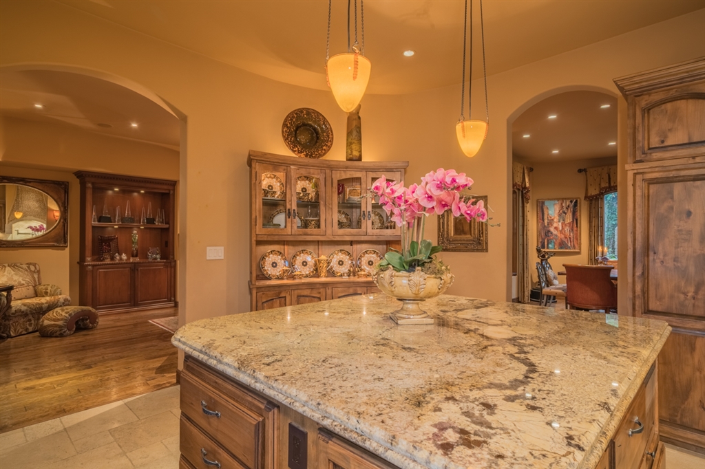 7964 Prospect Place La Jolla, CA 92037 - Photo 10 of 25