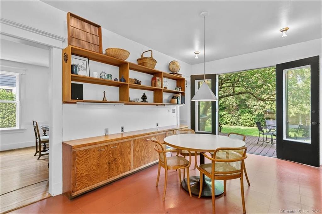 266 Everit Street New Haven, CT 06511 - Photo 6 of 21 a dining room with furniture and a floor to ceiling window