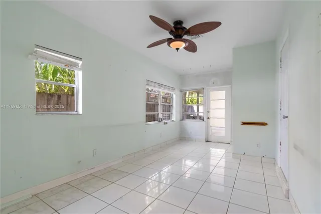 $4,000 | 1337 Northeast 16th Avenue, Unit 1337, Fort Lauderdale, FL 33304