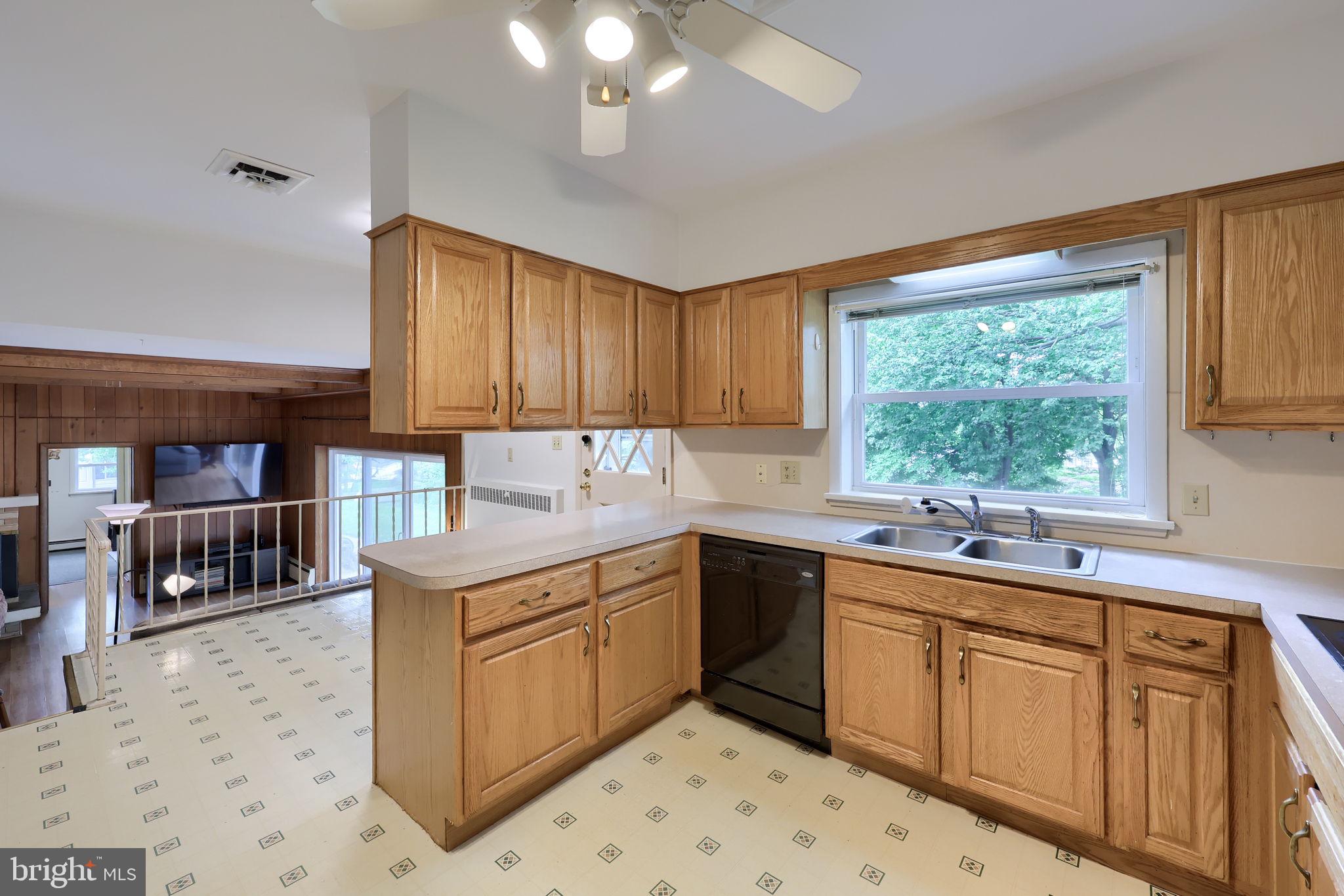 632 Adelia Street Middletown, PA 17057 - Photo 17 of 52