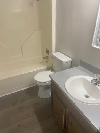 $790 | 801 Forest Hollow, Unit 6, Livingston, TX 77351