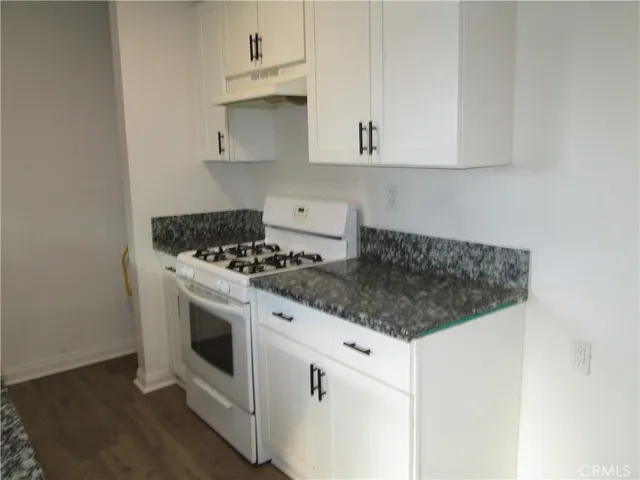 $1,600 | 21831 Arapahoe Avenue, Unit 3, Apple Valley, CA 92307