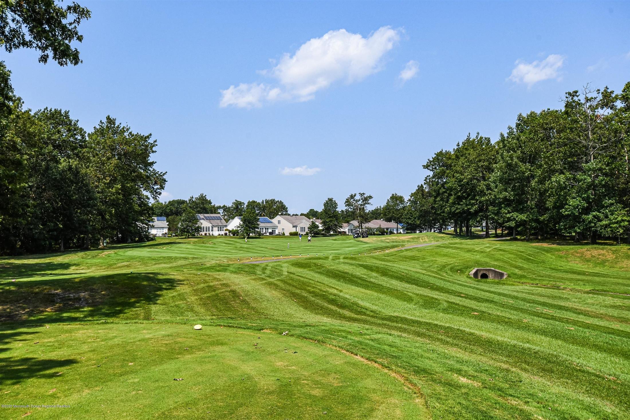 33 Shoal Road Jackson, NJ 08527 - Photo 16 of 44 34-Golf Course