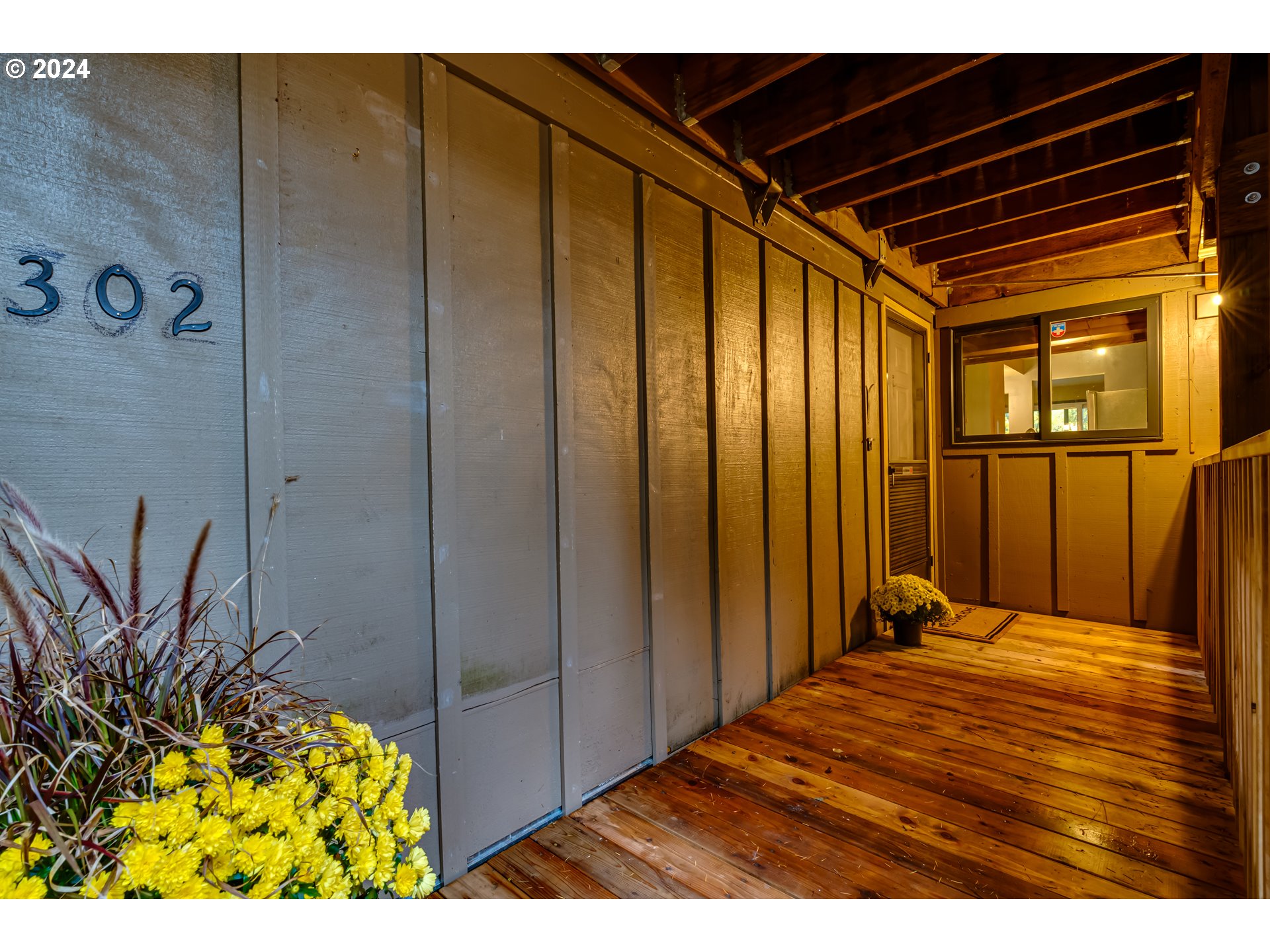 302 Woodcutter Way Eugene, OR 97405 - Photo 2 of 31 a view of an empty room
