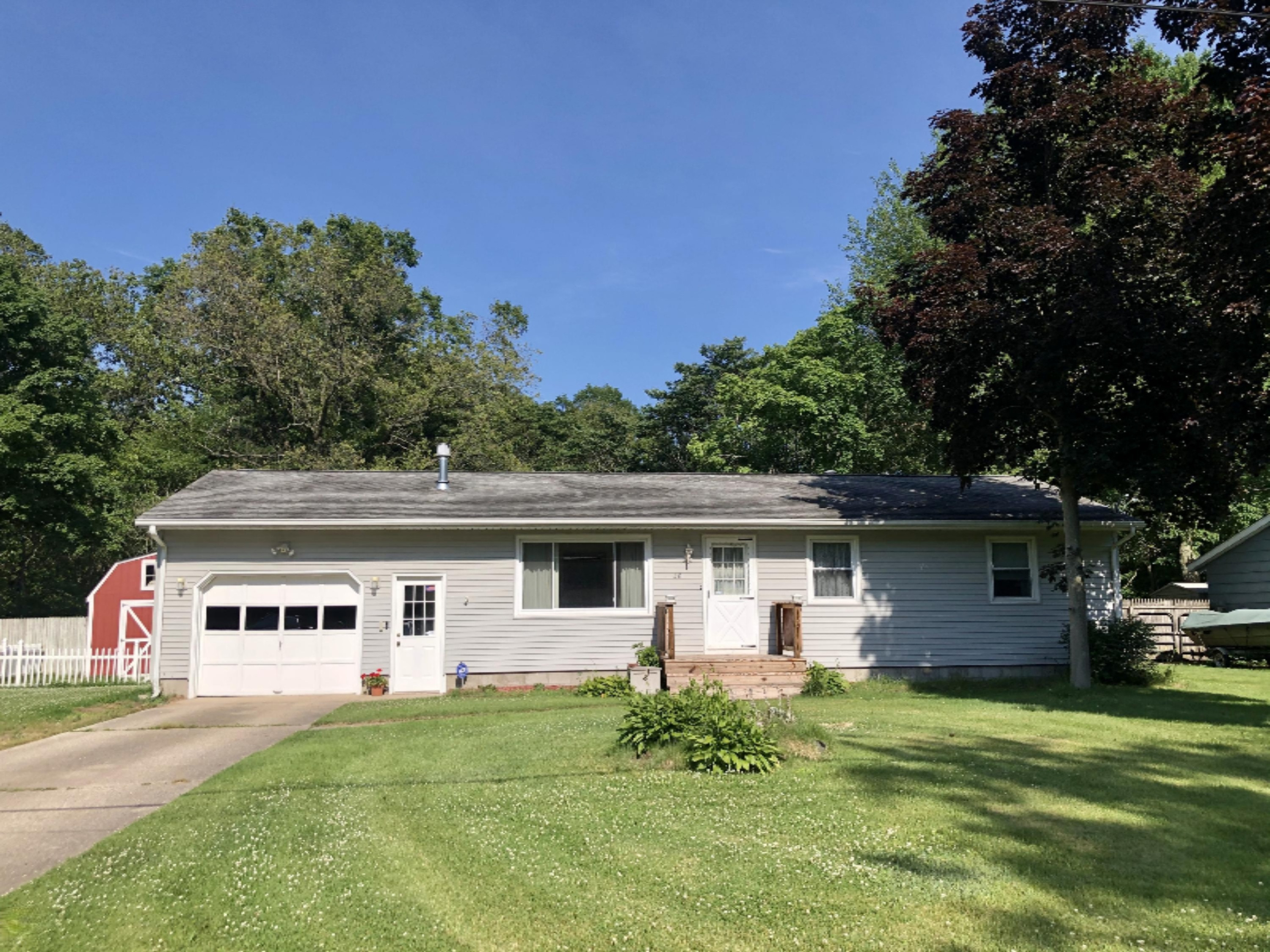 20 South Mill Iron Road Muskegon, MI 49442 - Photo 1 of 37 IMG-3504