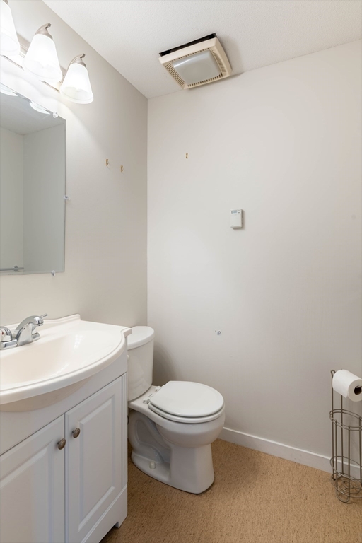 46 Evergreen Road, Unit 207 Northampton, MA 01053 - Photo 14 of 21