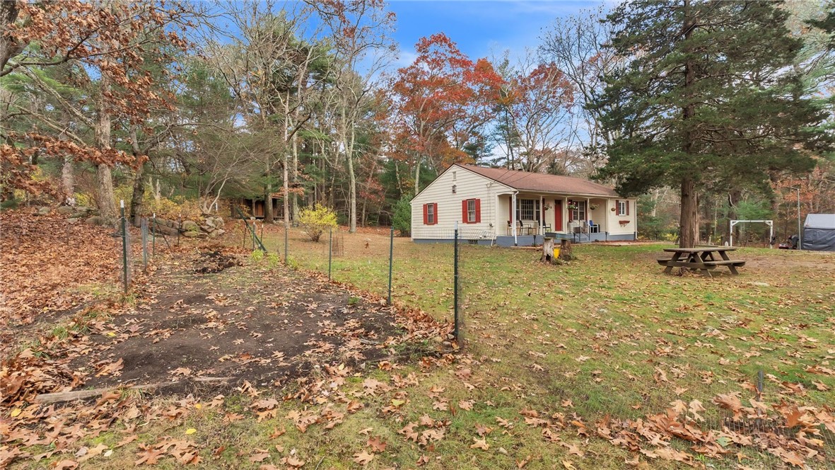 2345 Middle Road East Greenwich, RI 02818 - Photo 6 of 35 Gallery Image 6