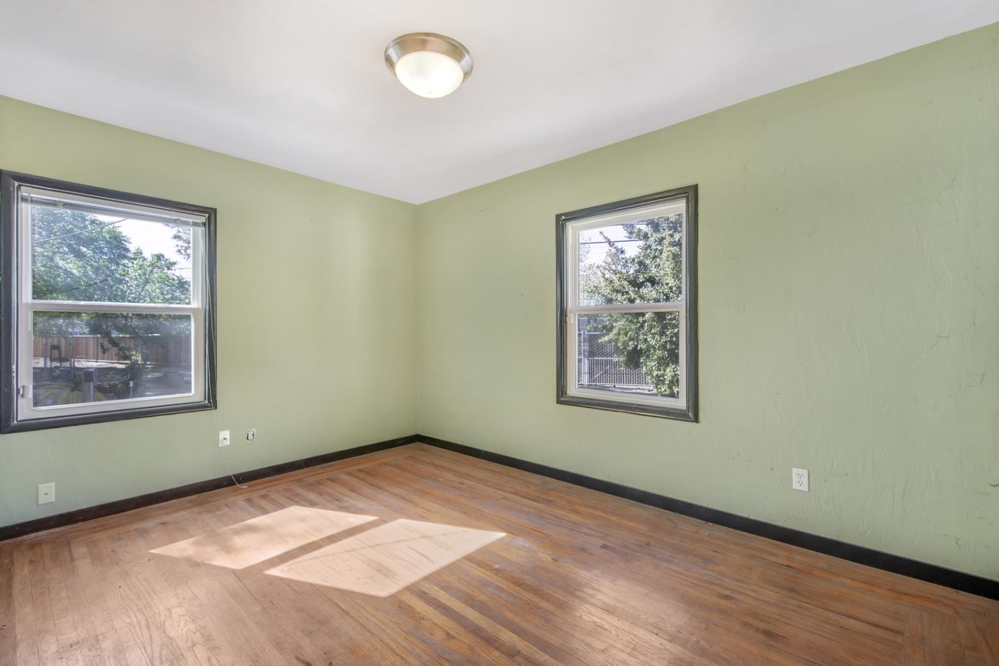 1265 Burrows Road Campbell, CA 95008 - Photo 20 of 32 a view of empty room with window