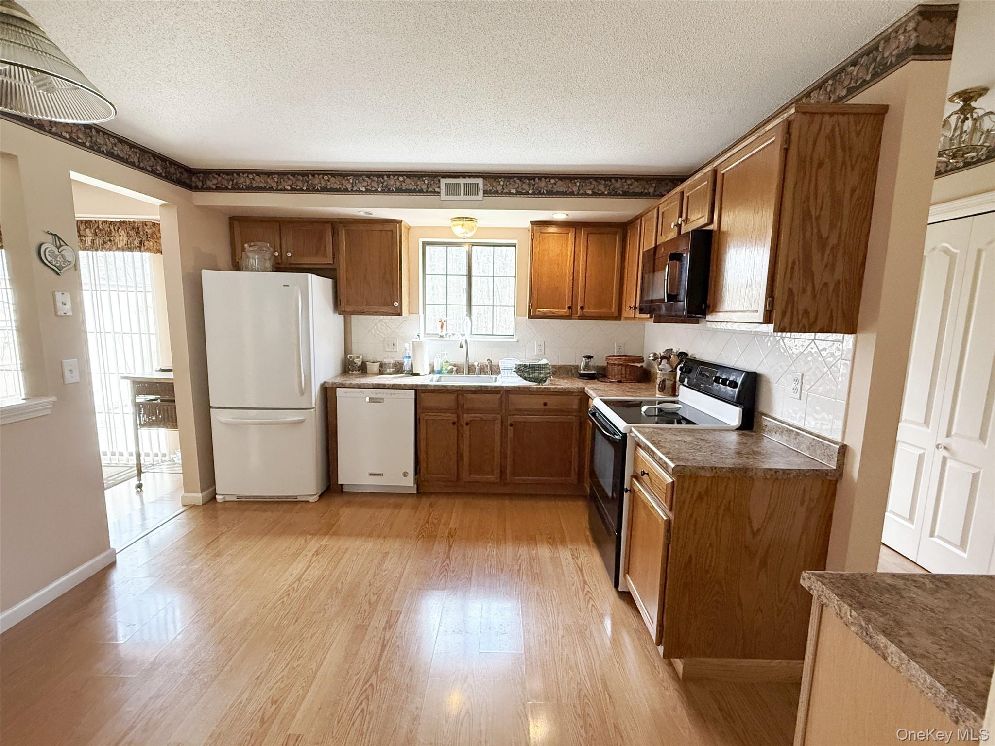 119 Stringham Road, Unit 37 LaGrangeville, NY 12540 - Photo 14 of 50