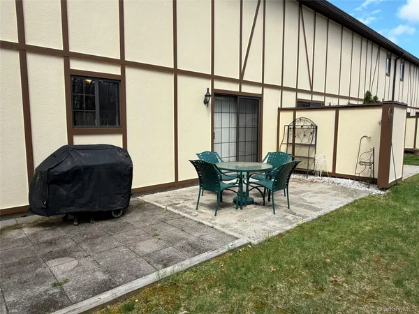 $400,000 | 119 Stringham Road, Unit 37, LaGrangeville, NY 12540