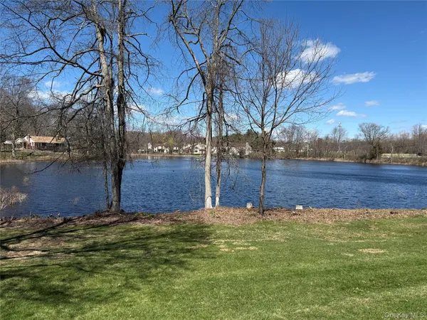 $400,000 | 119 Stringham Road, Unit 37, LaGrangeville, NY 12540