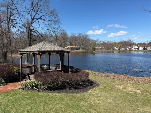 $400,000 | 119 Stringham Road, Unit 37, LaGrangeville, NY 12540