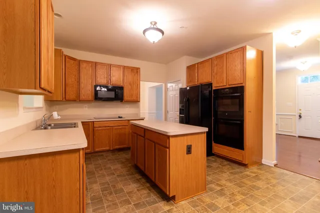 $3,250 | 8401 Hollow Tree Lane, Upper Marlboro, MD 20772