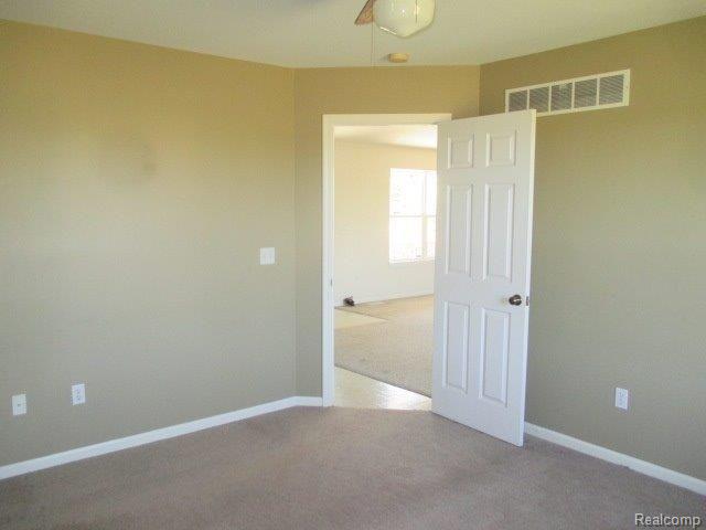 Bedroom 3 (2).jpg