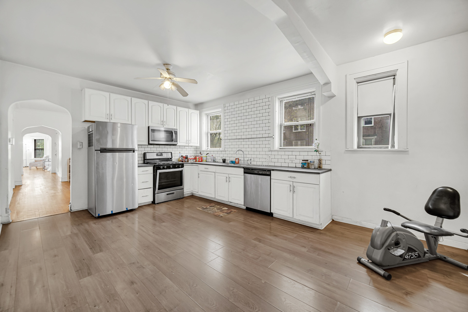 5000 North Ridgeway Avenue Chicago, IL 60625 - Photo 18 of 21