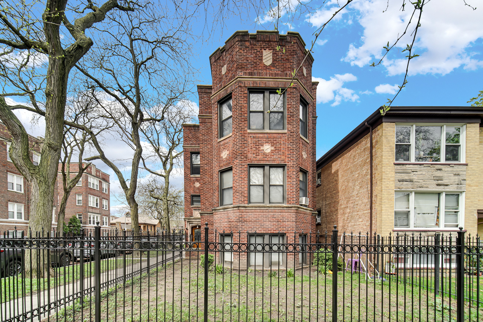 5000 North Ridgeway Avenue Chicago, IL 60625 - Photo 2 of 21