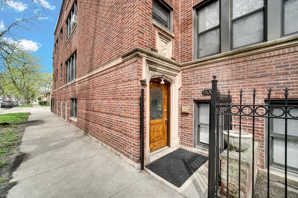 $795,000 | 5000 North Ridgeway Avenue, Chicago, IL 60625