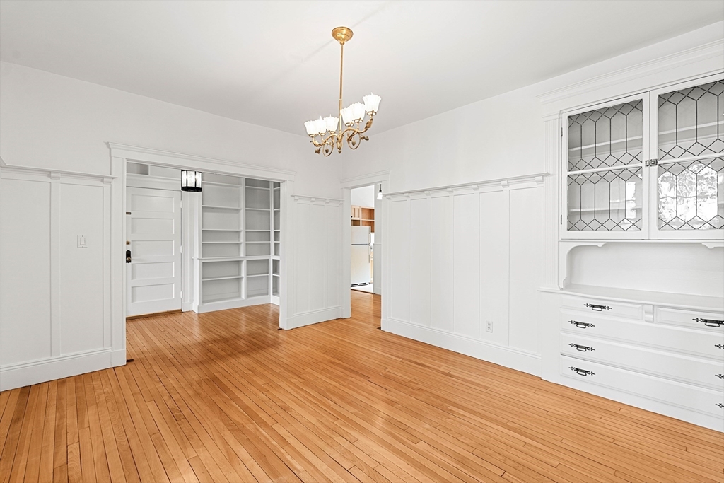 231 Rawson Road, Unit 4 Brookline, MA 02445 - Photo 9 of 21
