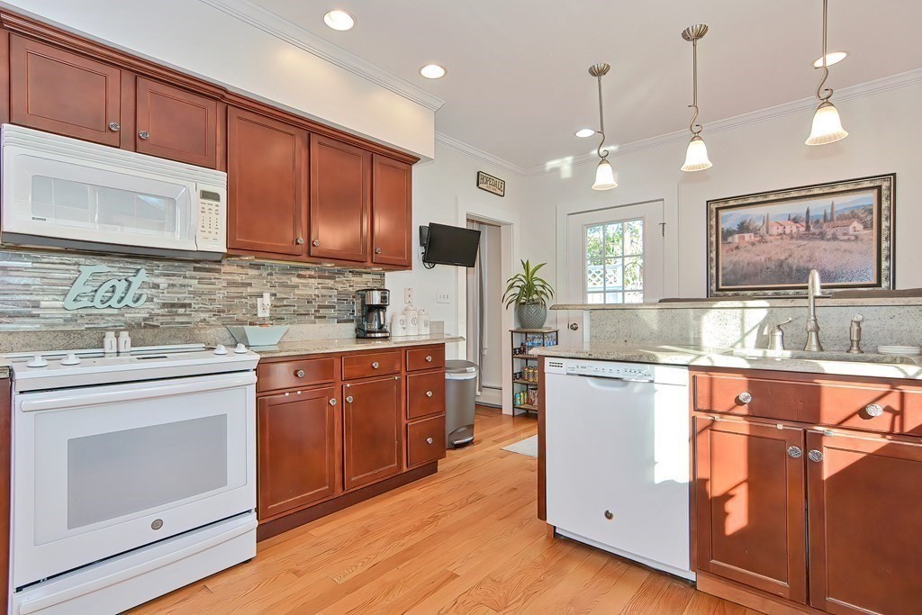 45 Inman Street Hopedale, MA 01747 - Photo 8 of 33 Gallery Image 8