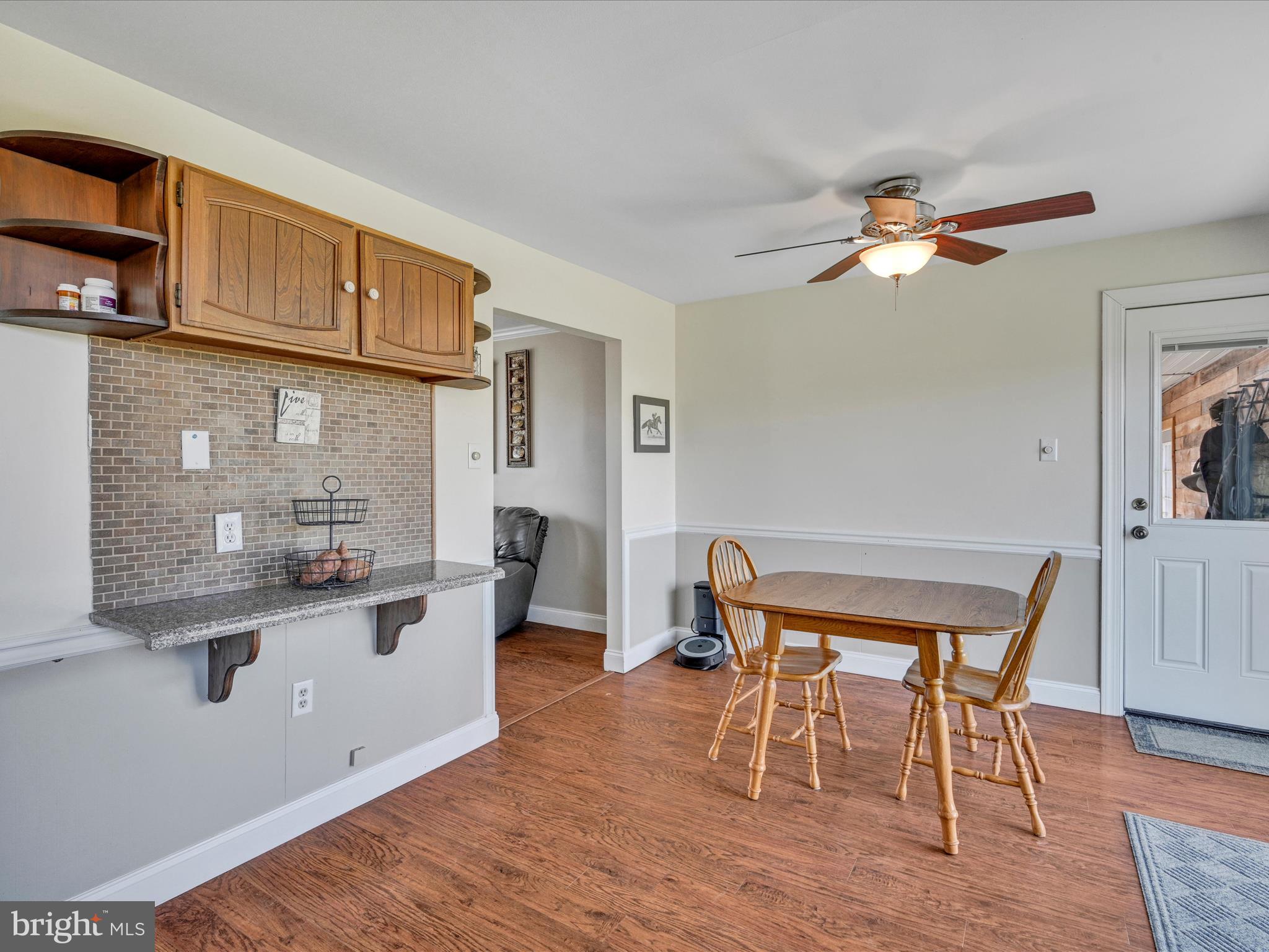 49 Bullfrog Road Grantville, PA 17028 - Photo 8 of 38 Kitchen & Dining