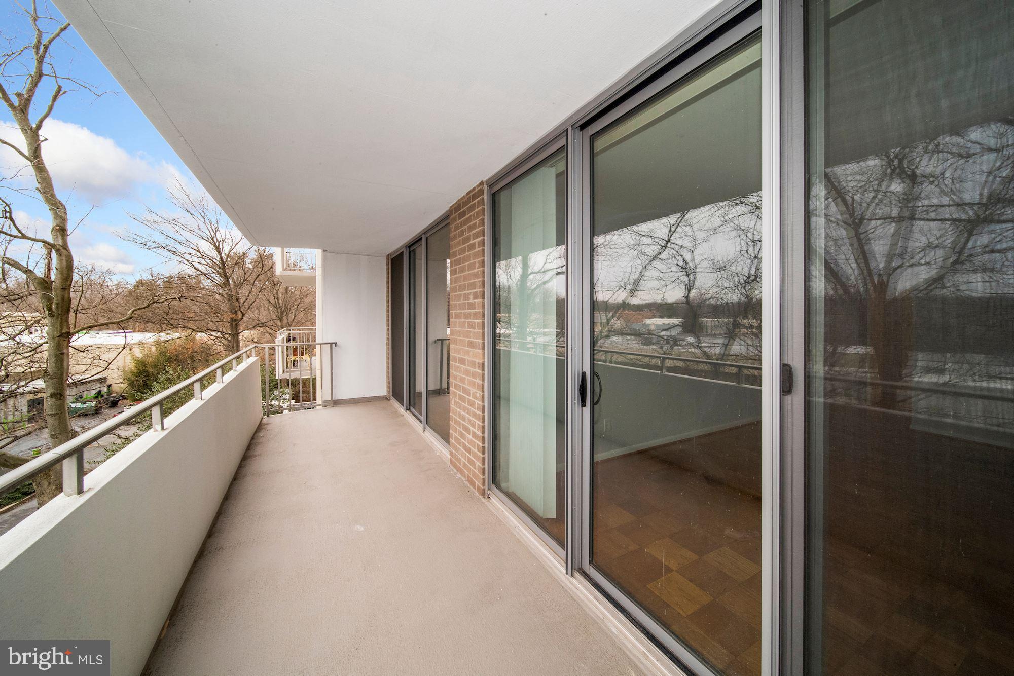 5101 River Road, Unit 609 Bethesda, MD 20816 - Photo 3 of 28 Oversized balcony