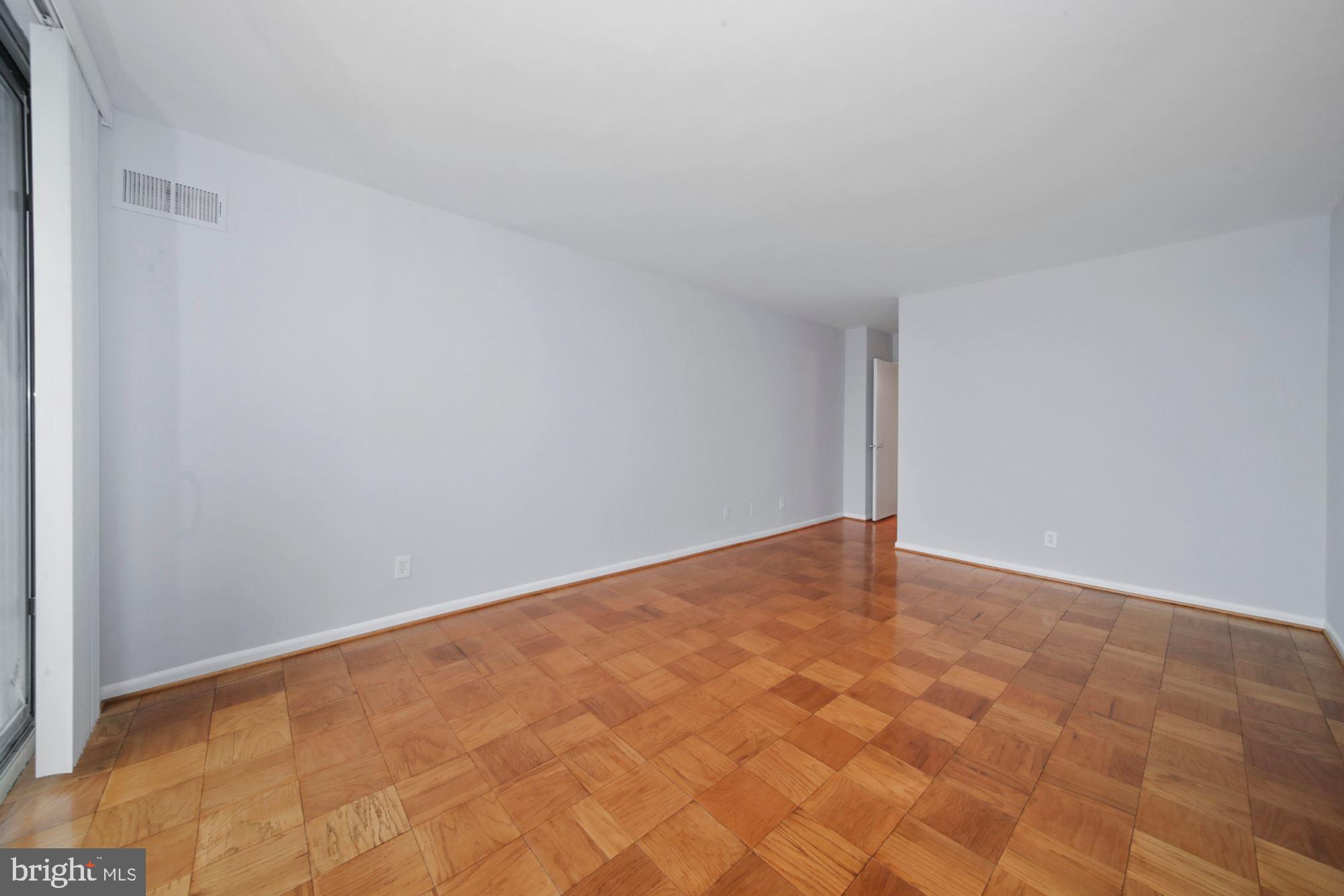 5101 River Road, Unit 609 Bethesda, MD 20816 - Photo 5 of 28 Bedroom
