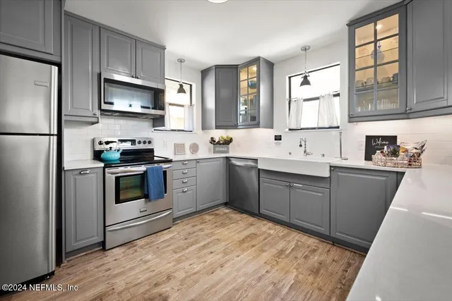 $6,400 | 1207 2nd Street South, Unit 1207, Jacksonville Beach, FL 32250