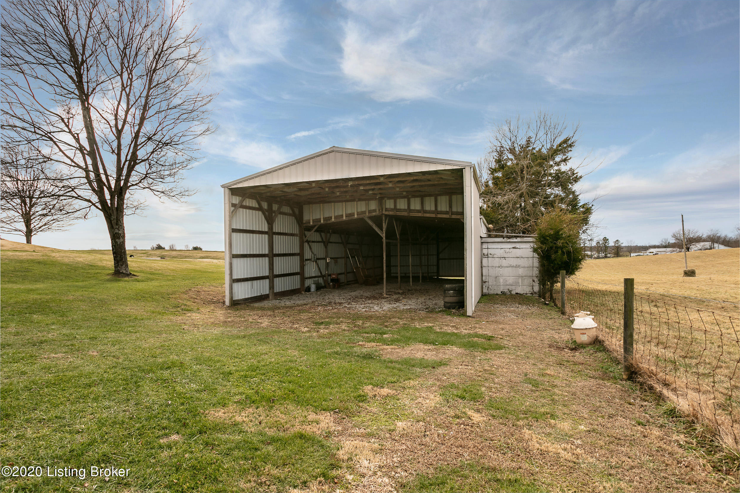 316 Highgrove Road Bloomfield, KY 40008 - Photo 5 of 31 316HighGroveRd-005