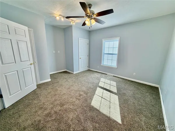 $170,000 | 100 School Street, Wilsonville, IL 62093