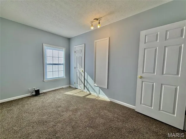 $175,000 | 100 School Street, Wilsonville, IL 62093