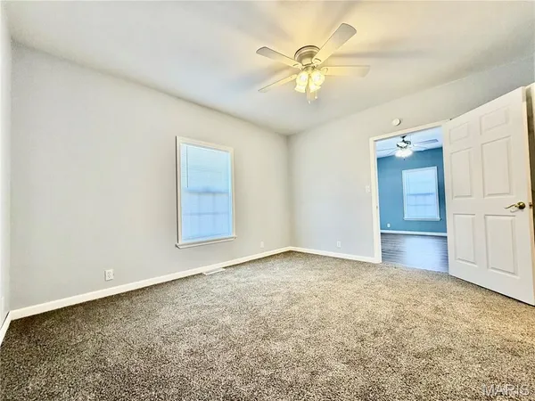 $170,000 | 100 School Street, Wilsonville, IL 62093