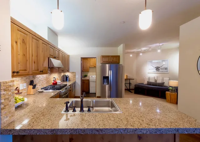 $890,000 | 360 9th Street East, Unit 25, Ketchum, ID 83340