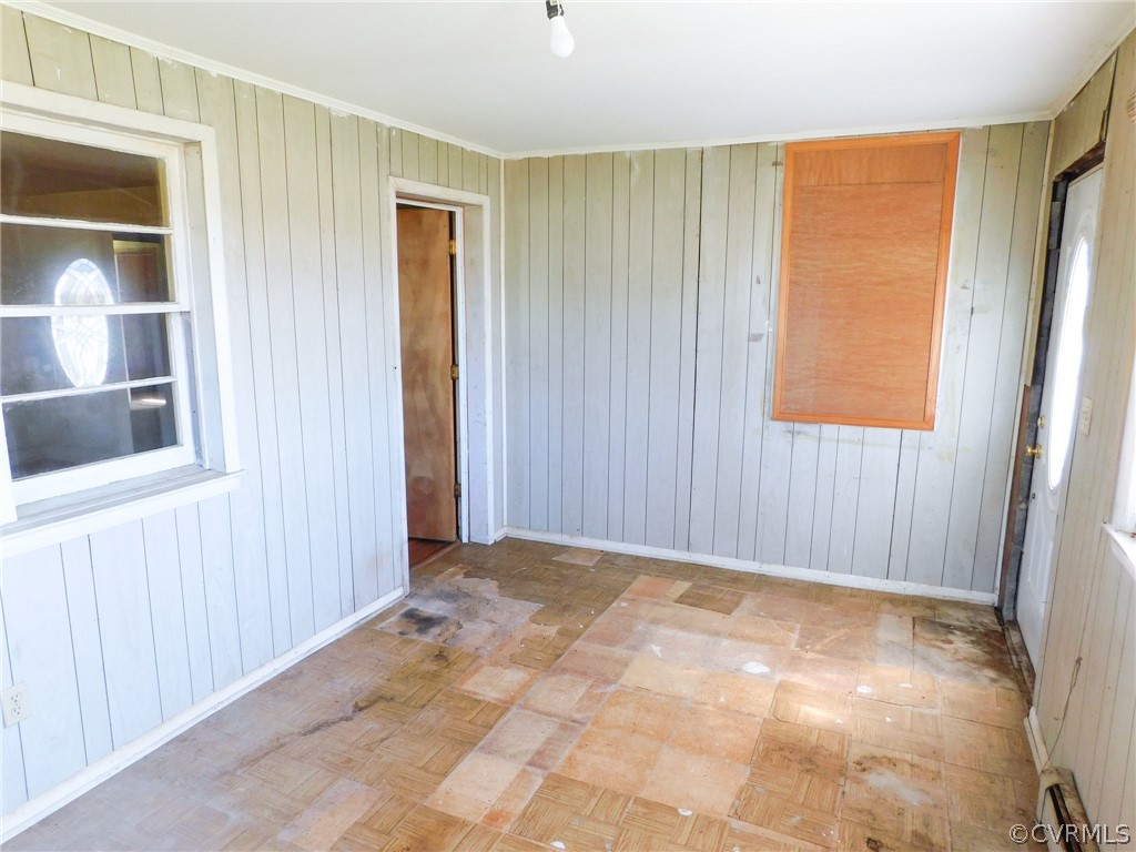 277 Deer Run Road Callao, VA 22435 - Photo 11 of 38 Gallery Image 11